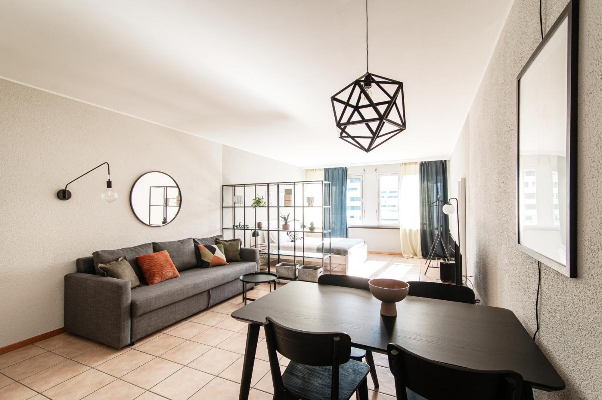 Loft Torre Locarno By Quokka 360 - Large Studio On The City View Tower מראה חיצוני תמונה