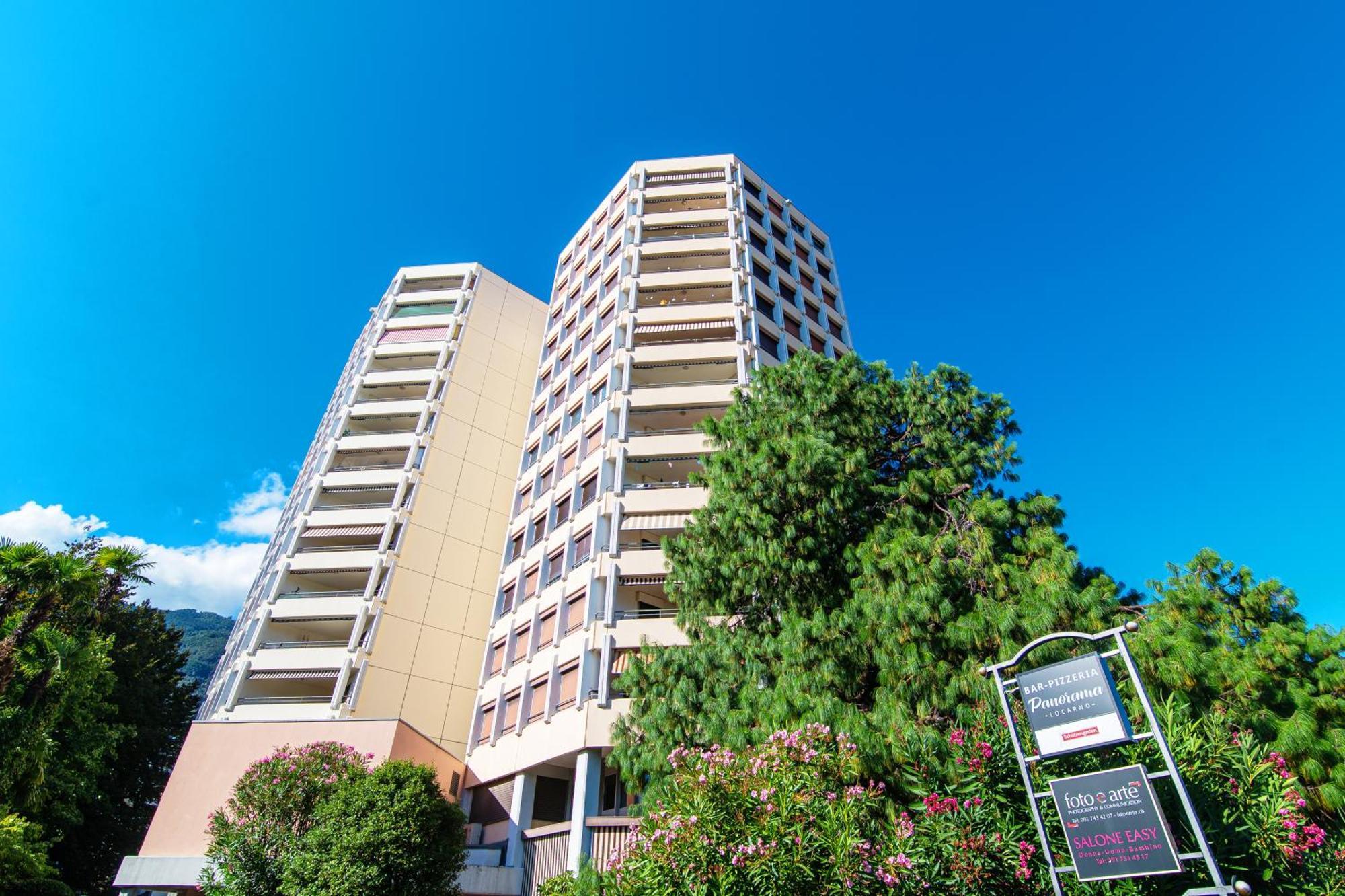 Loft Torre Locarno By Quokka 360 - Large Studio On The City View Tower מראה חיצוני תמונה